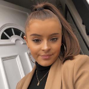 Baby sitting à Pellouailles-les-Vignes