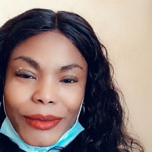 Bonjour  je suis a la recherche d'un emploi  aide-soignante  avec une grande expérience  en hôpital et maison de retraite disponible de  suite  si vous êtes intéressé appel moi .