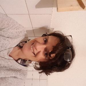 Menage, repassage, couture, atelier tricot, cours , jardinage si besoin et bien d'autres