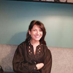 J'aimerais proposer l'aide à la personne les soutenir dans leur quotidien également faire leurs courses être à leur écoute