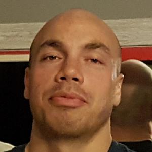 Je propose mon aide aux personnes âgées,  aux en situation handicap et aux particuliers.