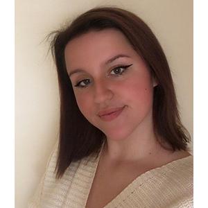 Bonjour je vous propose mes services en tant que aide ménagère sur le secteur de saint Avold, Valmont, Petit ebersviller et Longeville les Saint Avold. Je suis titulaire d’un BEP ASSP et d’un BAC PRO ASSP (accompagnement, soin et service à la personne)