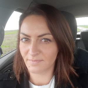 Je garde vos enfant en les occupent!!