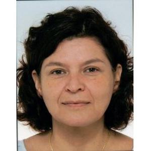 Montessori-trained bilingual English-French nanny with Spanish