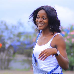 Je suis une étudiante en BTS management commercial opérationnel et je propose des services de ménages à domicile ou en entreprise