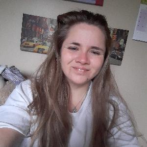 Ménage/ baby-sitters/aide à l’accompagnement